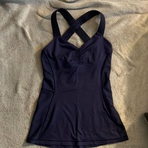 Lululemon active top